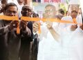 *प्रा.प्रबुद्धचंद्र झपके यांच्या वाढदिवसानिमित्त ९८१ रक्तदात्यांचे रक्तदान*