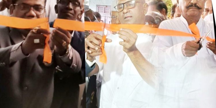 *प्रा.प्रबुद्धचंद्र झपके यांच्या वाढदिवसानिमित्त ९८१ रक्तदात्यांचे रक्तदान*
